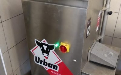 Fotografie projektu Krmný automat mléčné výživy pro telata – Ing. Olga Menšíková